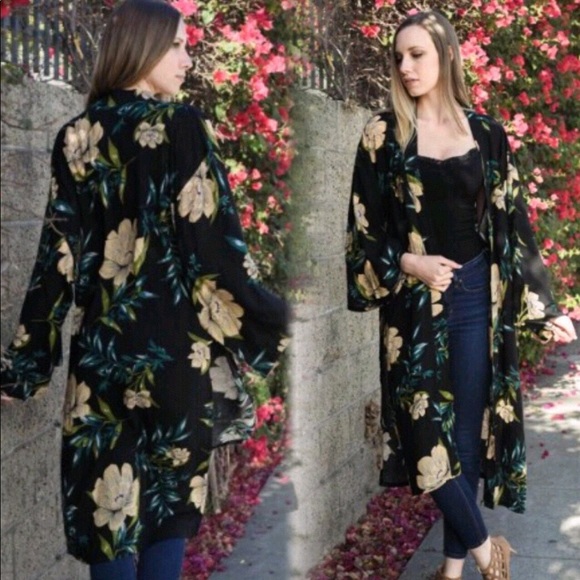 Last 1 New Gorgeous Boho Floral Kimono Duster - Picture 5 of 6